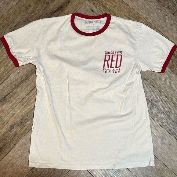 Taylor Swift Red Taylor’s Version T-Shirt - Picture 1 of 3